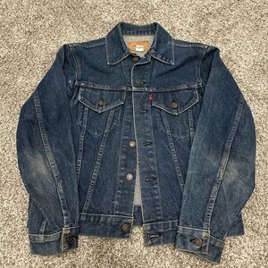 Vintage 1970s Levi’s 70505-0217 Type 3 Blue Denim Trucker Jacket Men’s Size 38